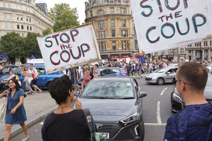 Manifestación contra el cierre del Parlamento británico por el Brexit