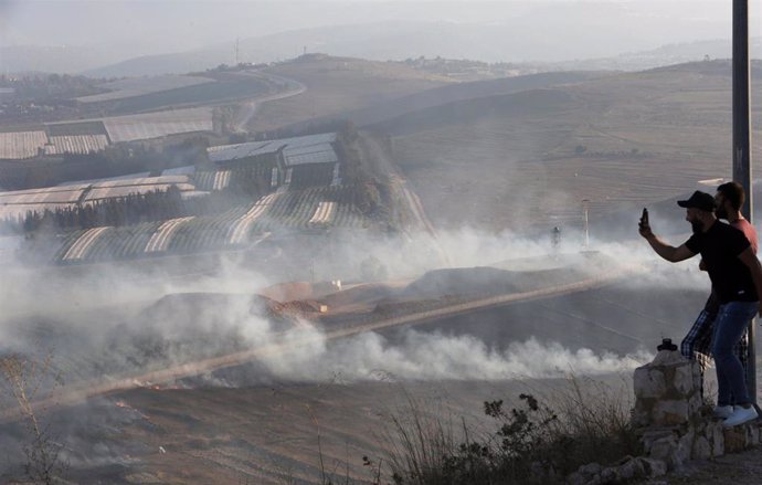 Incendios causados por los disparos isrealíes sobre territorio libanés