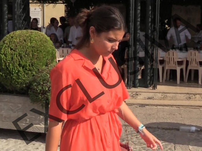 Tana Rivera en su llegada a la corrida de Ronda