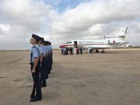 La ministra de Defensa llega a la AGA, una semana después del accidente del avión siniestrado en La Manga