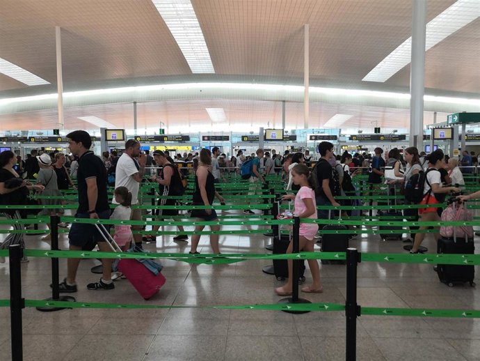 El Aeropuerto de Barcelona supera las huelgas simultáneas con normalidad y sin incidencias
