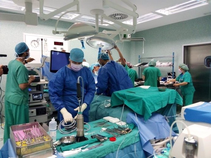 Intervención quirúgica de tórax en el Hospital Miguel Servet de Zaragoza