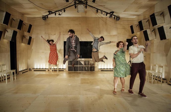 El Teatro Pavón Kamikaze presenta, del miércoles 4 de septiembre al 6 de octubre, 'Las canciones'