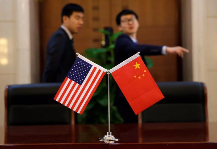 Economía.- El 13% de las empresas de EEUU en China planea dejar el país