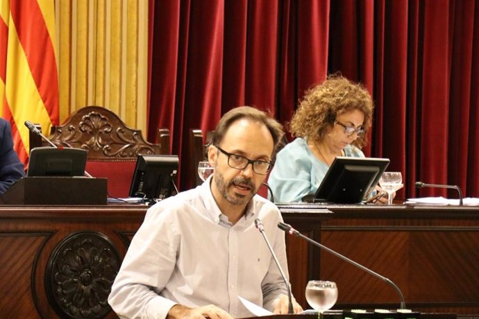 El diputat de MÉS per Menorca, Josep Castells, en el Parlament.