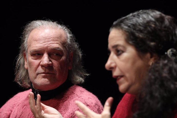 Lluis Homar y Elena Pimenta en la presentación de la obra de teatro Las bodas de Fígaro