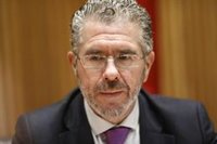 Granados amañó en un solo año los concursos para adjudicar tres tramos de Metro a empresas amigas, según el juez