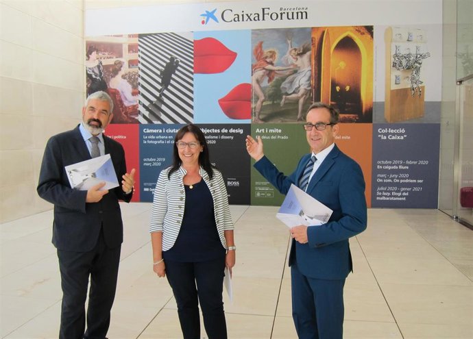 Ignasi Miró, Elisa Durán y Valentí Farrs, en la presentación temporada CaixaForum de Barcelona