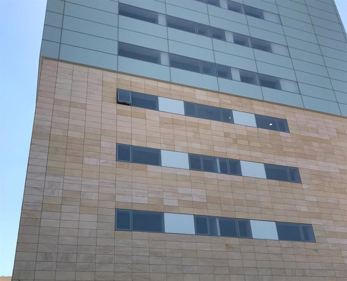 Fachada del Hospital Materno-Infantil de Almería