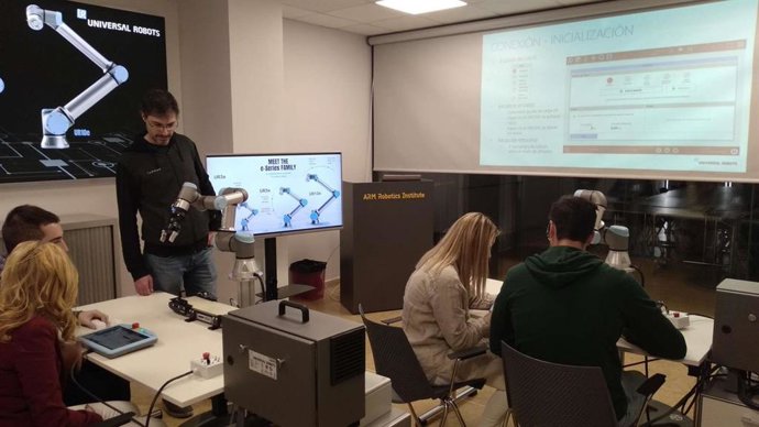 Centro de formación autorizado de Universal Robots en Barakaldo (Bizkaia).