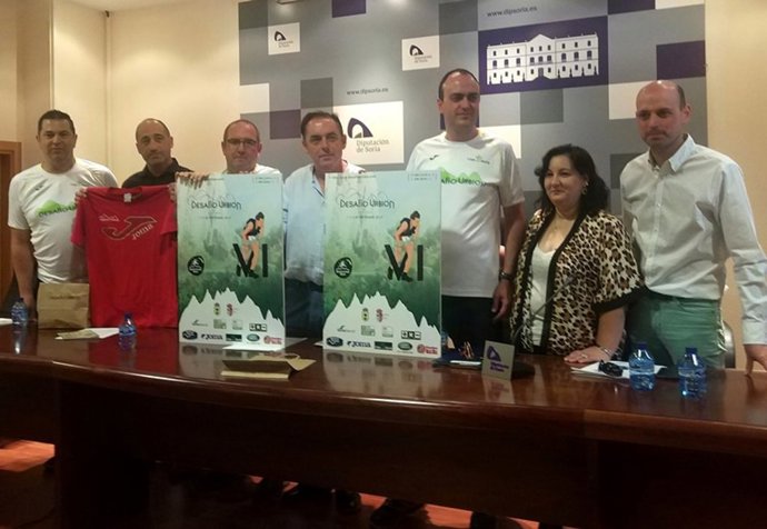 De izda a dcha, Cámara, Llorente, Herrero, Serrano, Jiménez, Muñoz y Soria.