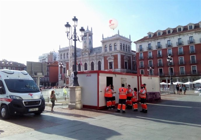 Cruz Roja en la plaza Mayor de Valladolid.