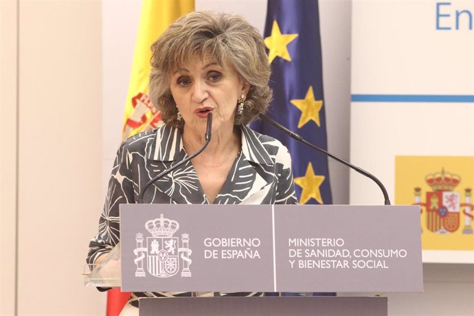 La ministra de Sanidad en funciones, María Luisa Carcedo, interviene en la inauguración de la jornada 'Reducción de daños en tabaco: mentiras, verdades y estrategias' en el Ministerio de Sanidad.