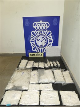 Embolcalls de cocana confiscats en l'Aeroport del Prat.