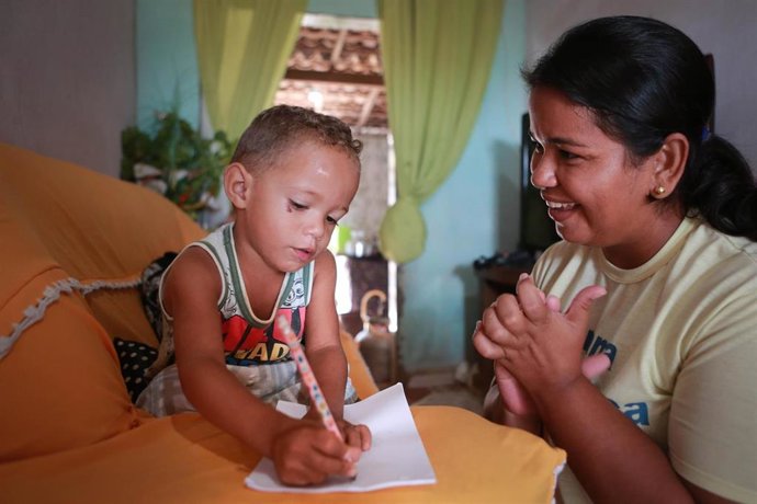 El programa 'Criana Feliz' de Brasil es uno de los ganadores de los Premios WISE 2019 que concede la Fundación Qatar.