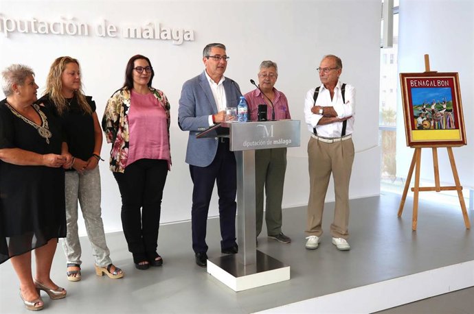 El presidente de la Diputación y alcalde del Rincón de la Victoria, Francisco Salado, presenta el XXVI Concurso Tradicional de Verdiales de Benagalbón.