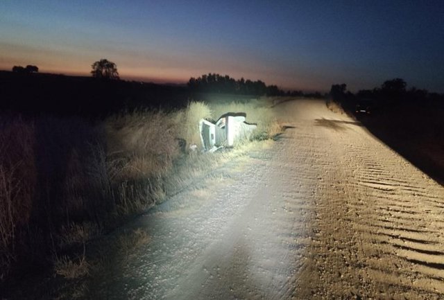 Coche del padre detenido con su hijo accidentado en Hinojosa del Duque.