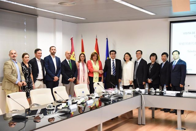 La consejera de Economía, Empresas y Empleo, Patricia Franco, recibe en Toledo a una delegación del Gobierno Provincial de Henan (China).