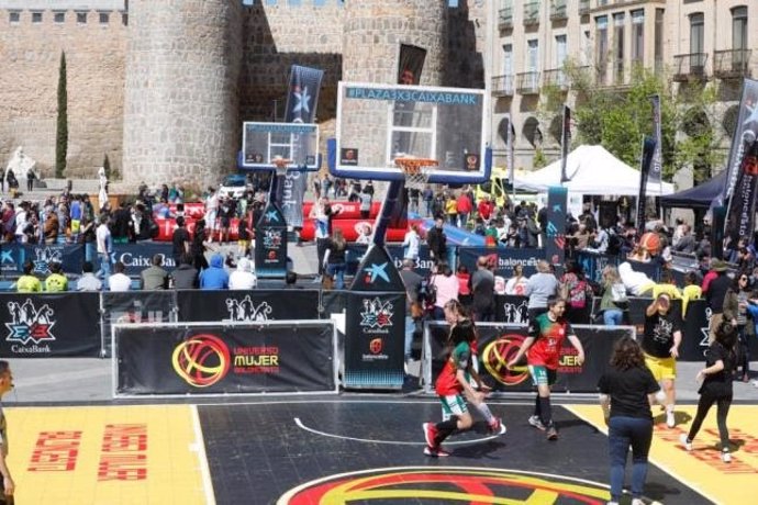 El Plaza 3x3 CaixaBank 2019 reúne a casi 200 jugadores en Ávila