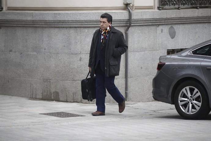 Cinco exalcaldes madrileños podrían haberse repartido un millón de euros de cont