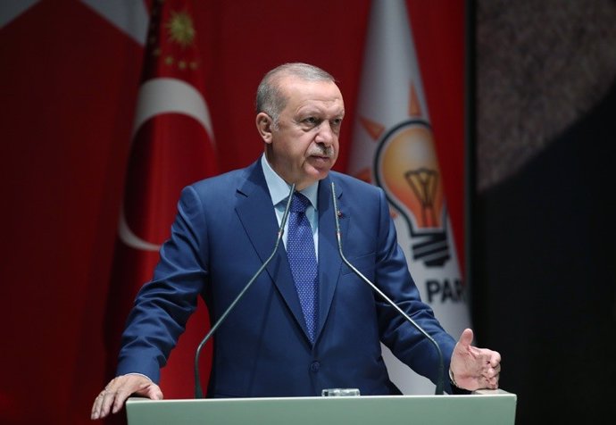 Europa.- Erdogan amenaza con "abrir las puertas" de Europa a los refugiados siri