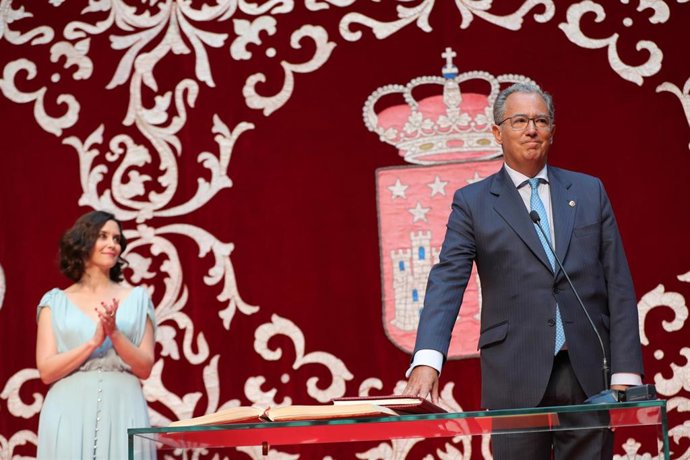 El  consejero de Educación y Juventud de la Comunidad de Madrid, Enrique Ossorio, durante el acto de toma de posesión de los consejeros del nuevo Ejecutivo del gobierno de la Comunidad.