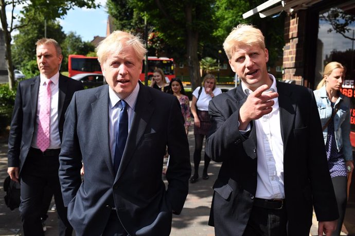 Boris Johnson i el seu germ, Jo Johnson