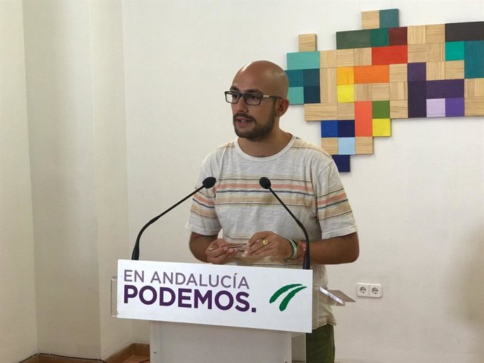 El responsable de la Secretaría Política y de Comunicación de Podemos Andalucía, Pablo Pérez Ganfornina, en rueda una foto de archivo