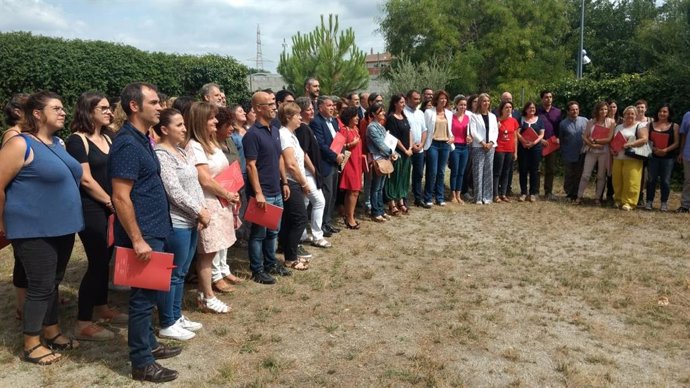 Representantes de una cuarentena de ayuntamientos catalanes reunidos en Terrassa (Barcelona)