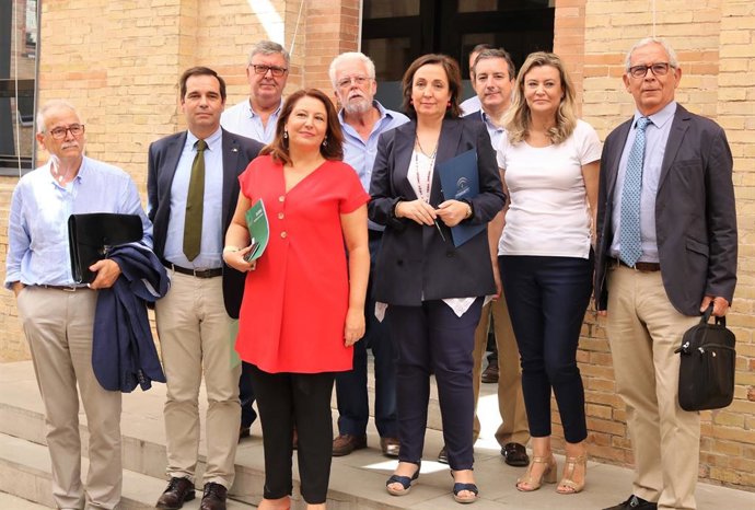 Junta llama a defender la sostenibilidad del sector agrario andaluz ante los "at