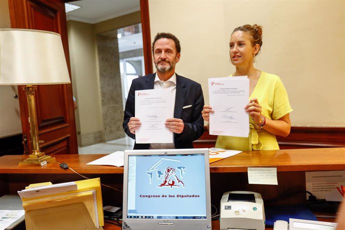 Los portavoces adjuntos de Ciudadanos, Edmundo Bal y Melisa Rodríguez, registran en el Congreso de los Diputados dos proposiciones de ley