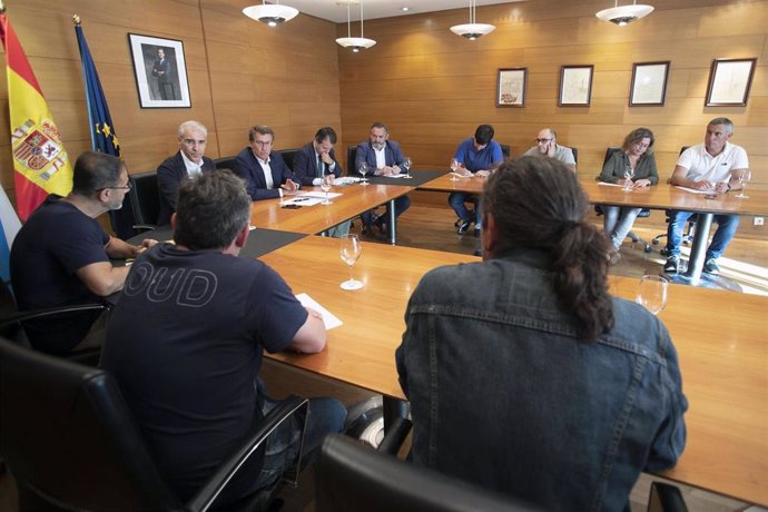 Reunión entre la Xunta y trabajadores de Alcoa