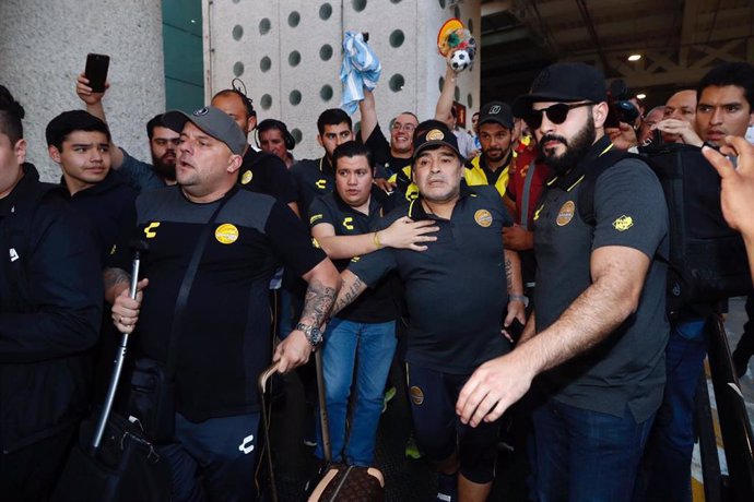 Fútbol.- Maradona, nuevo entrenador de Gimnasia y Esgrima de La Plata