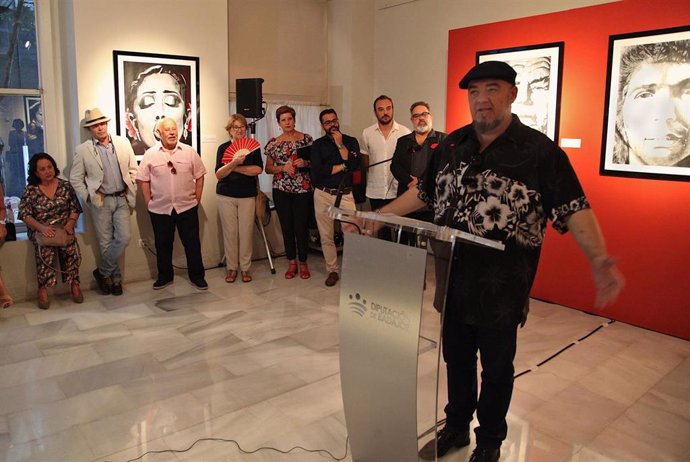 Gene García, en la inauguración de la exposición