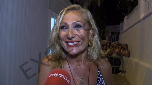 Rosa Benito en el concierto de su hija Chayo Mohedano