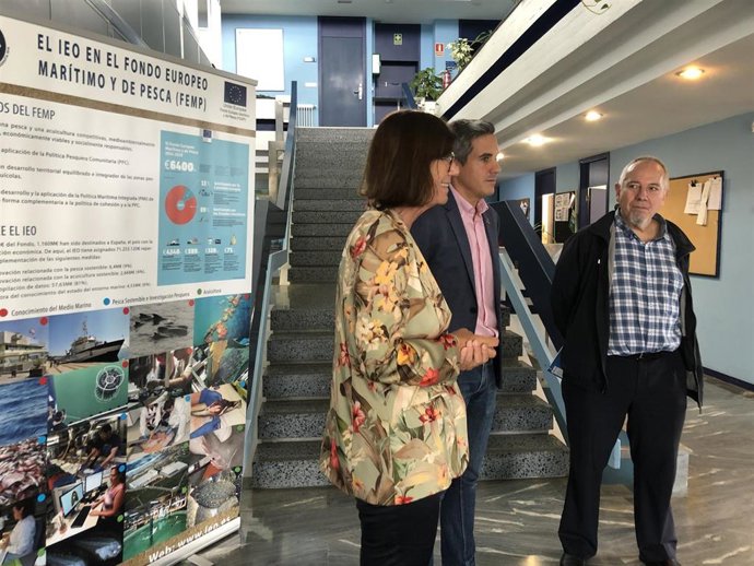 Visita de Pablo Zuloaga al IEO de Santander