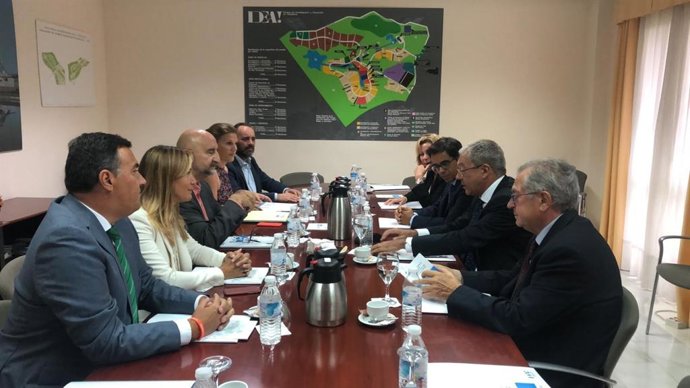 El consejero de Economía, Rogelio Velasco, visita el PTA