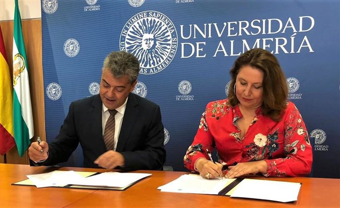 Almería.- Crespo resalta las sinergias de Ifapa y UAL, cuya colaboración "enriqu