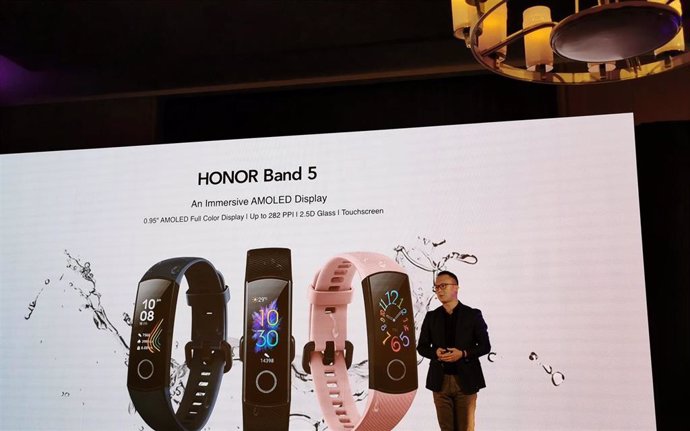 Presentación de la pulsera Honor Band 5 en el marco de la feria de elecrónica de consumo IFA 2019 en Berlín