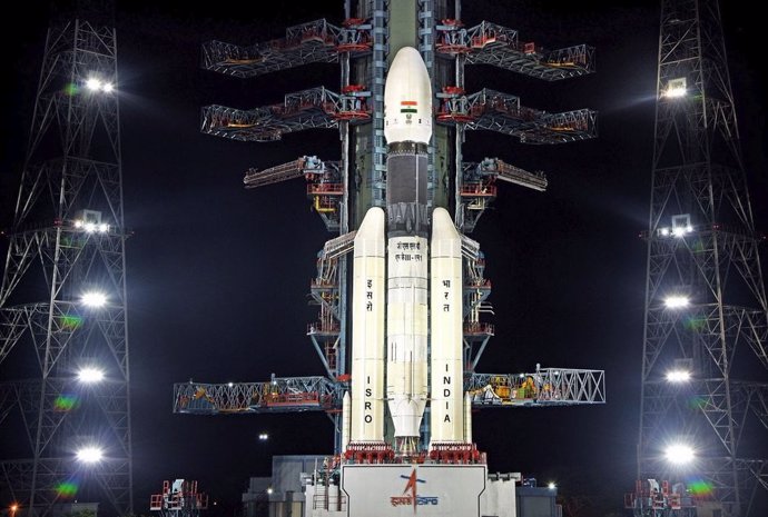 Cohete GSLVMkIII con la misión india a la Luna Chandrayaan 2