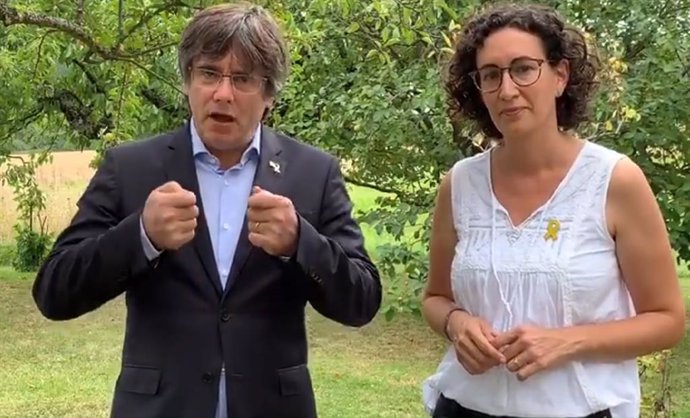 L'expresident de la Generalitat Carles Puigdemont i la secretria general d'ERC, Marta Rovira, en un vídeo difós per l'ANC.