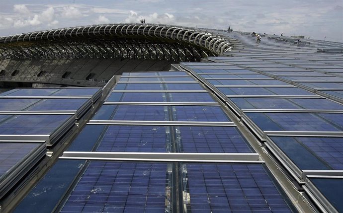 Un estadio de Taiwan con paneles solares en su cubierta