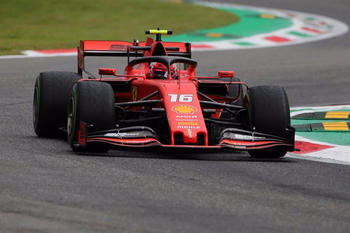 AV.- Fórmula 1/GP Italia.- Leclerc se adjudica una insólita pole en Monza y Sain