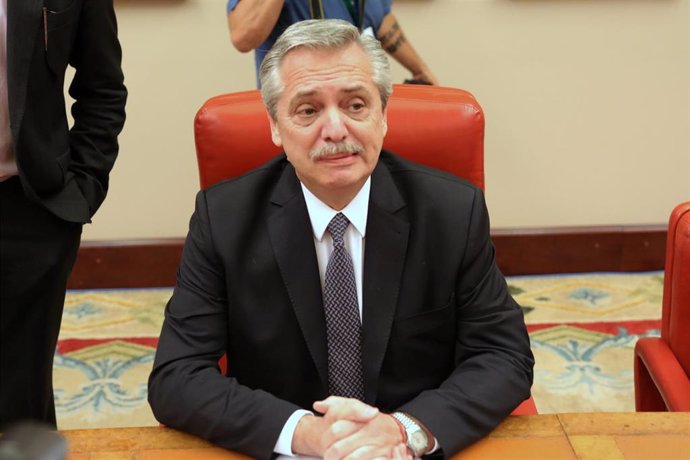 El candidato peronista a la presidencia de Argentina, Alberto Fernández