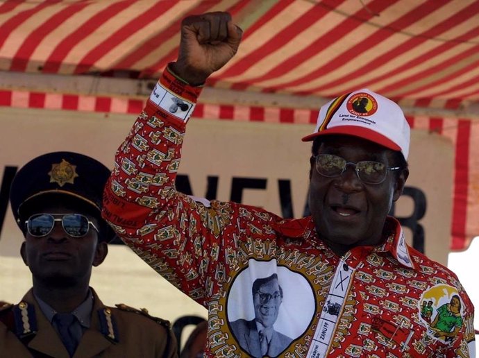 Zimbabue.- El ex presidente Robert Mugabe será enterrado en el cementerio de los