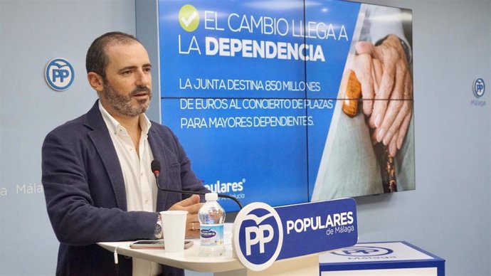 El vicesecretario de Sociedad de Bienestar del PP-A, José Ramón Carmona.