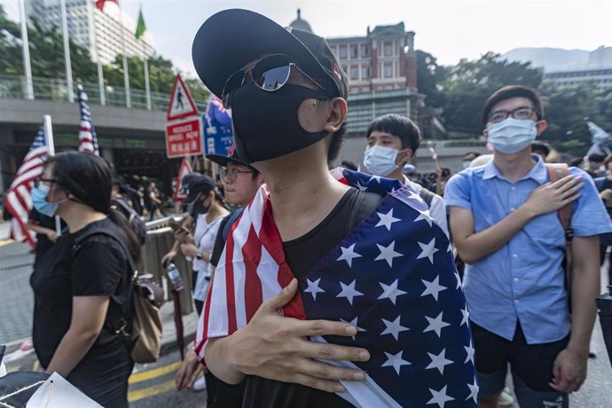 Manifestantes de Hong Kong ante el Consulado de Estados Unidos