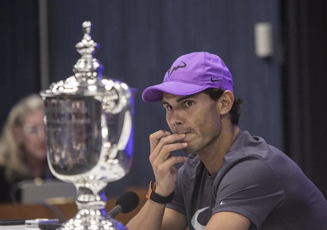 08 September 2019, US, New York: Spanish tennis player Rafael Nadal attends a press conference with the trophy after defeating Russian Daniil Medvedev in their men's singles final match of the 2019 US Open Grand Slam tournament at the Arthur Ashe Stadium.
