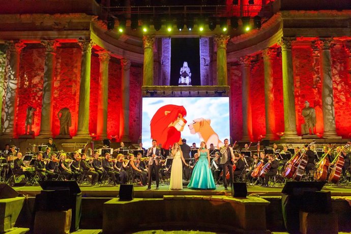 Momento del espectáculo "Disney in Concert" en el Teatro Romano de Mérida