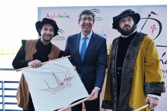 Marín presentando el programa 'Origen y Destino'